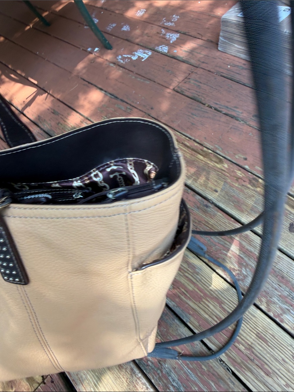 Tignanello ~ Large Tan Pebbled Leather Tote wDark Brown Leather w/STUDDED detail - Picture 2 of 8
